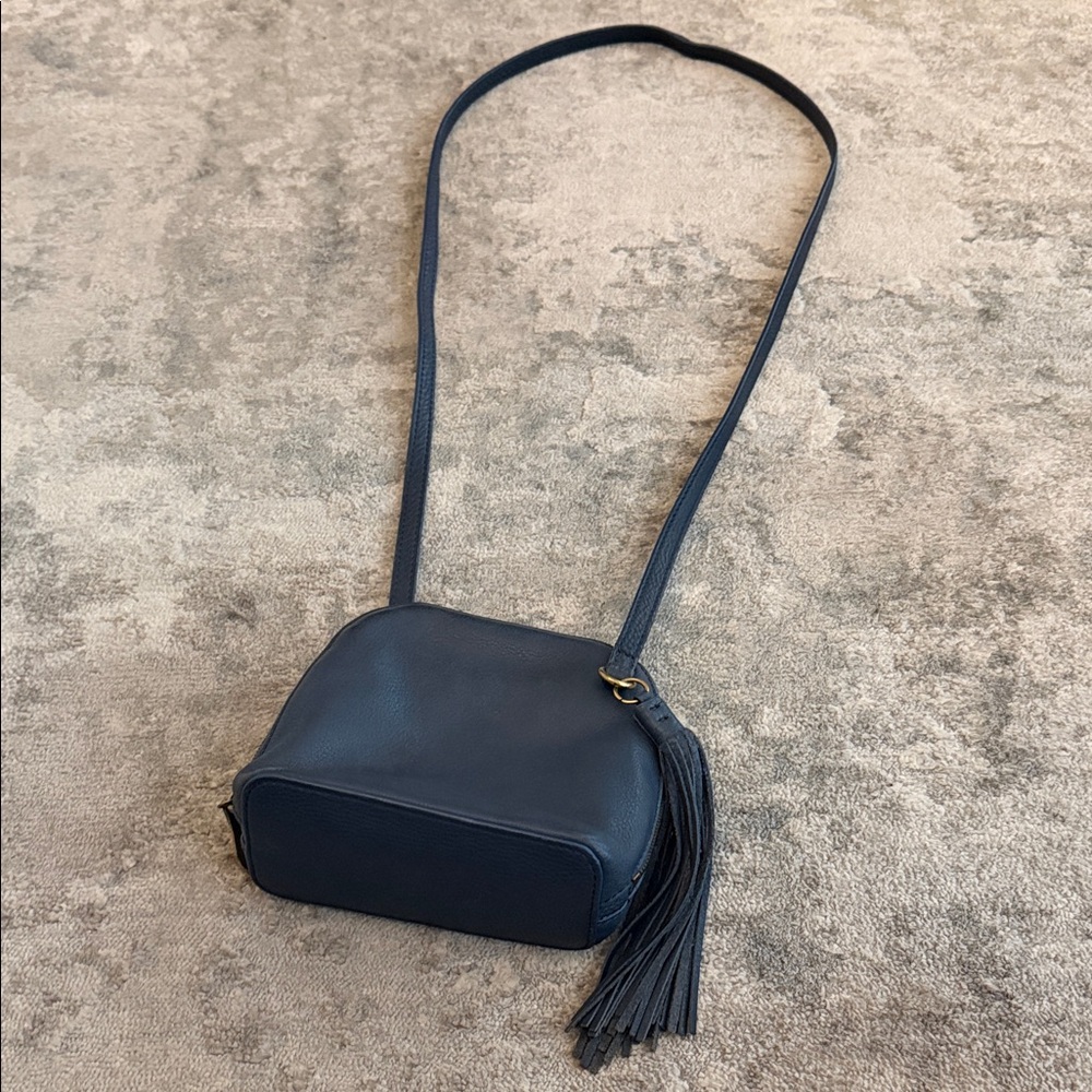 Chic Navy Crossbody Bag with Tassel